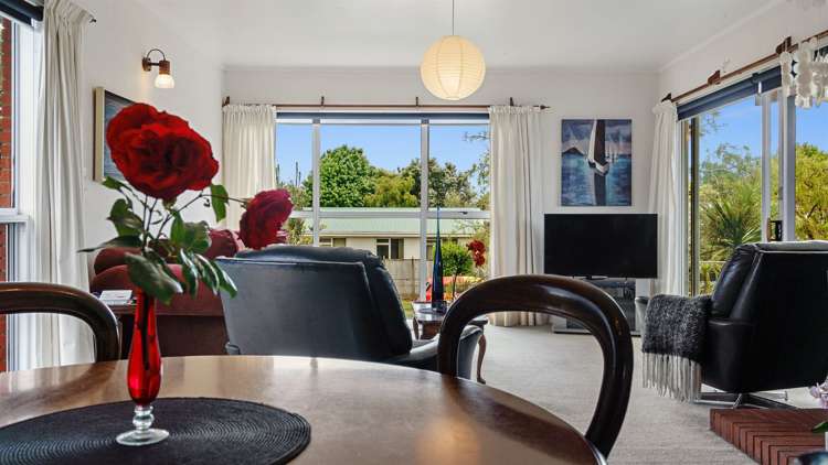 2 Shelley Street Otumoetai_6