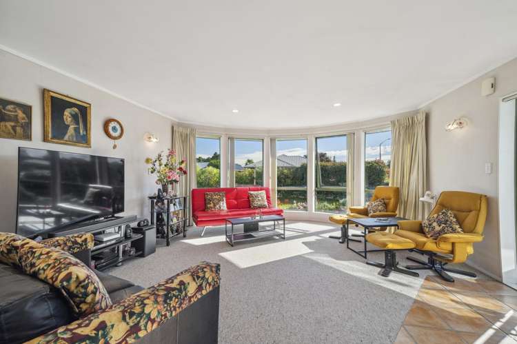 2 Ashmore Place Fairy Springs_2