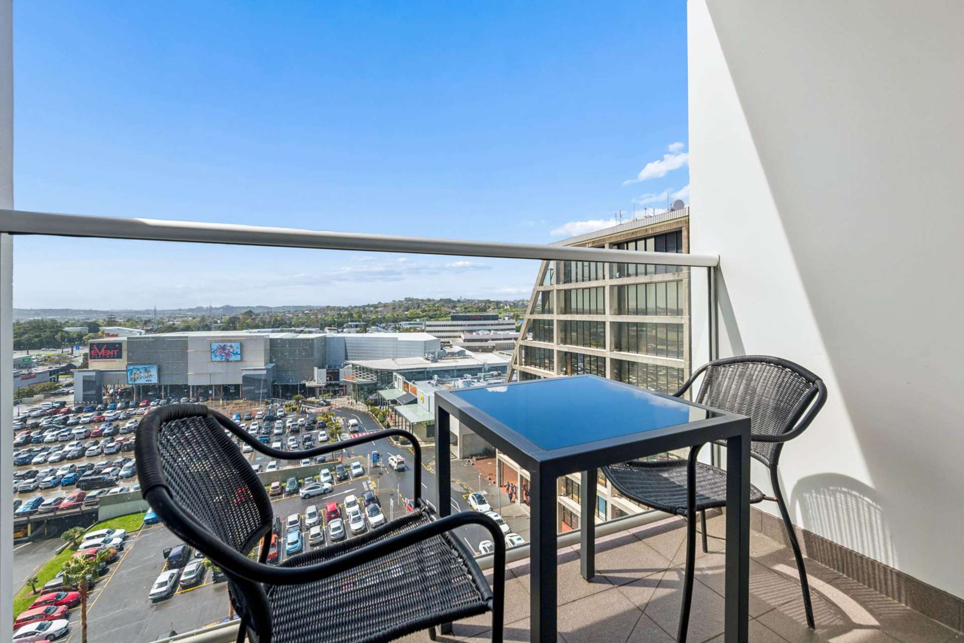 908/17 Amersham Way Manukau_0