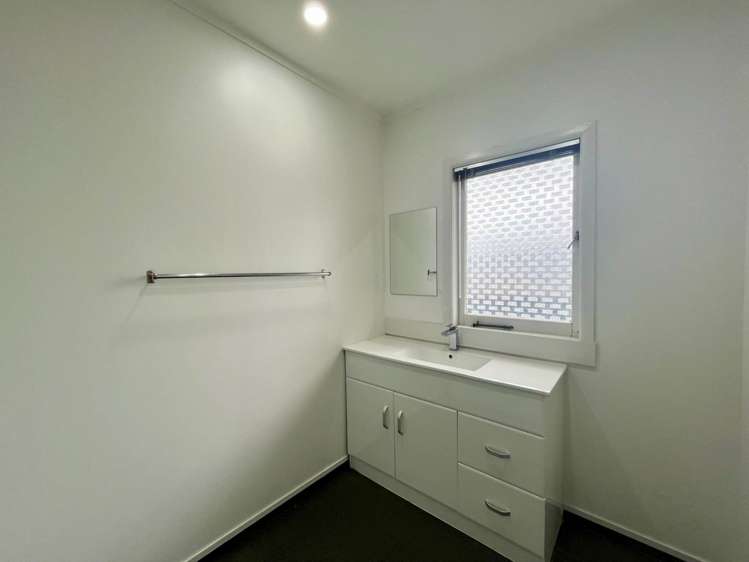 8B Frank Hewitt Street Pukekohe_10