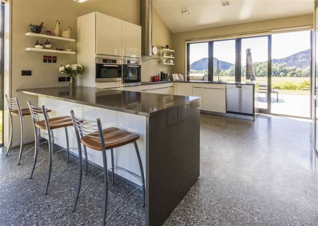 447 Riverbank Road Wanaka_1