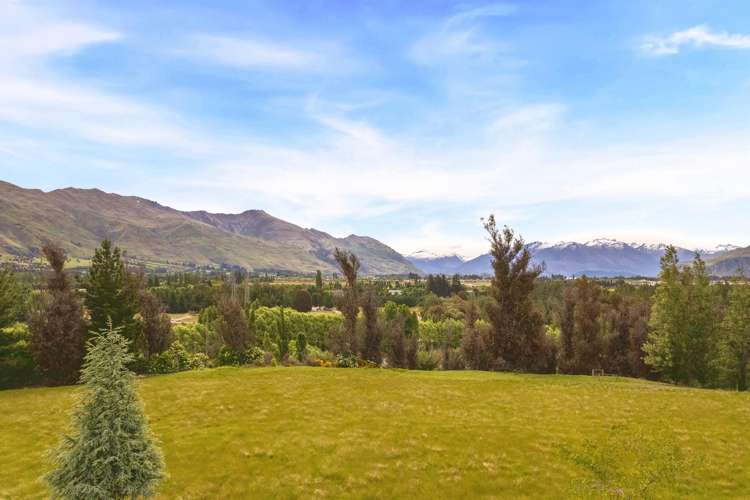 Cnr Faulks and Ballantyne Road Wanaka_17