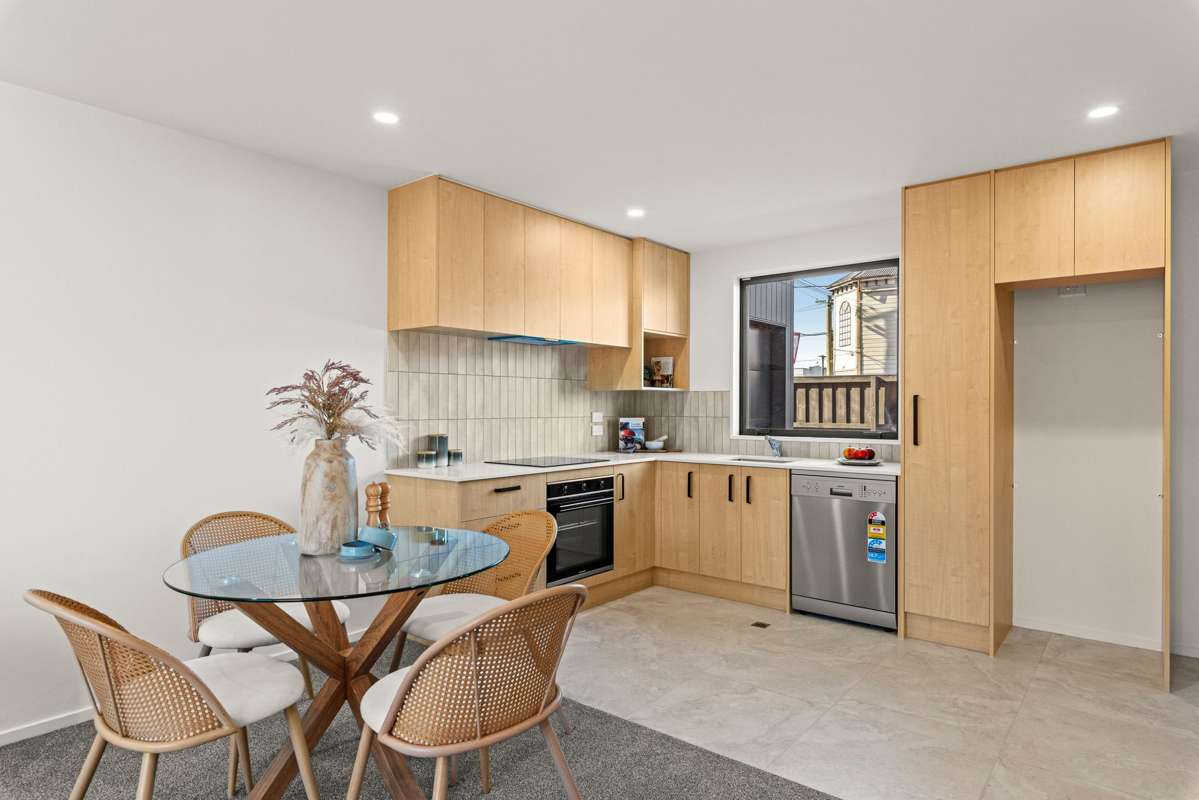 2, 3 & 4/41 Saxon Street_1