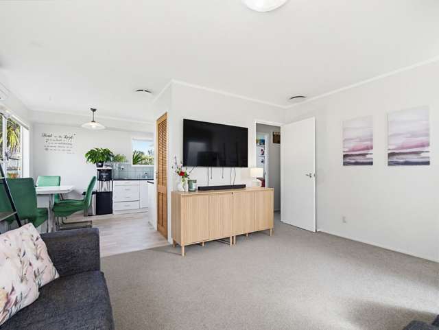 2/15A McIntyre Road Mangere Bridge_3