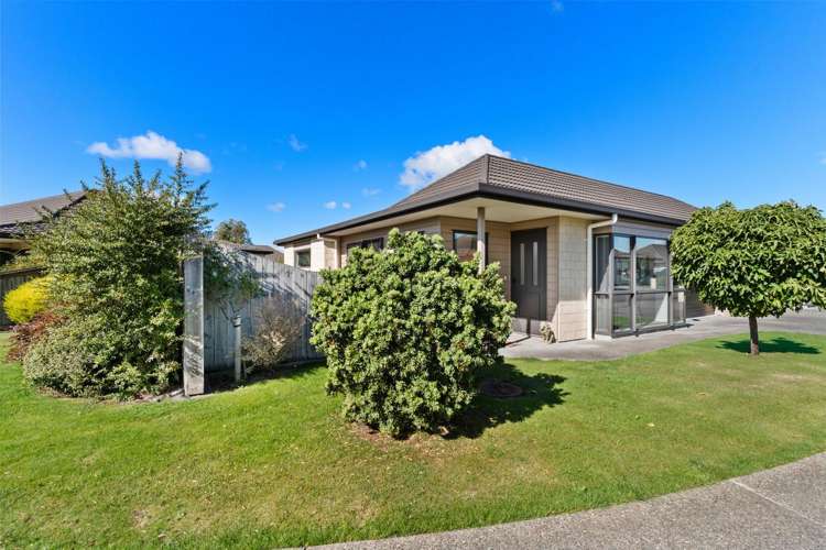 54 Ashmore Park Carterton_20