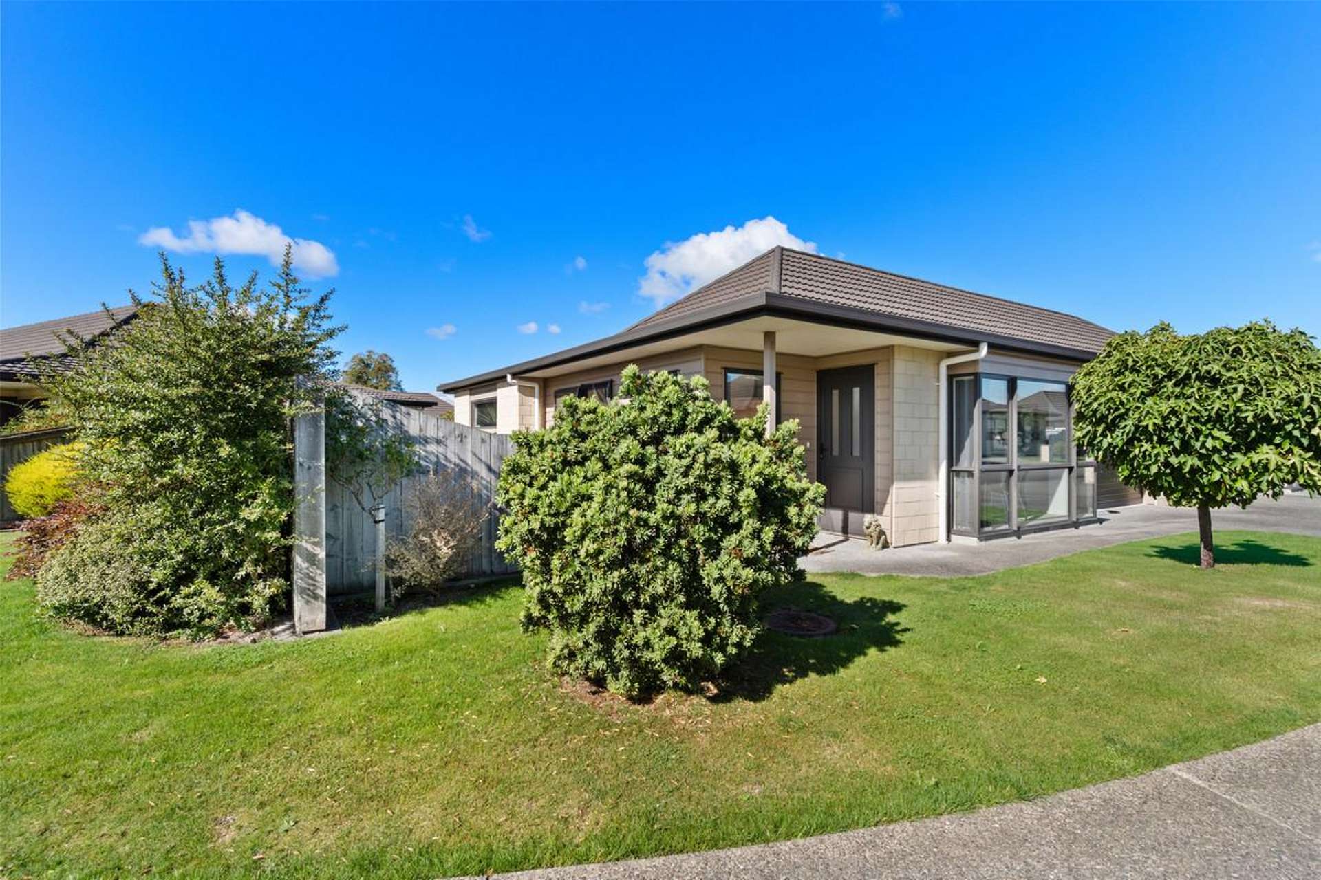 54 Ashmore Park Carterton_0