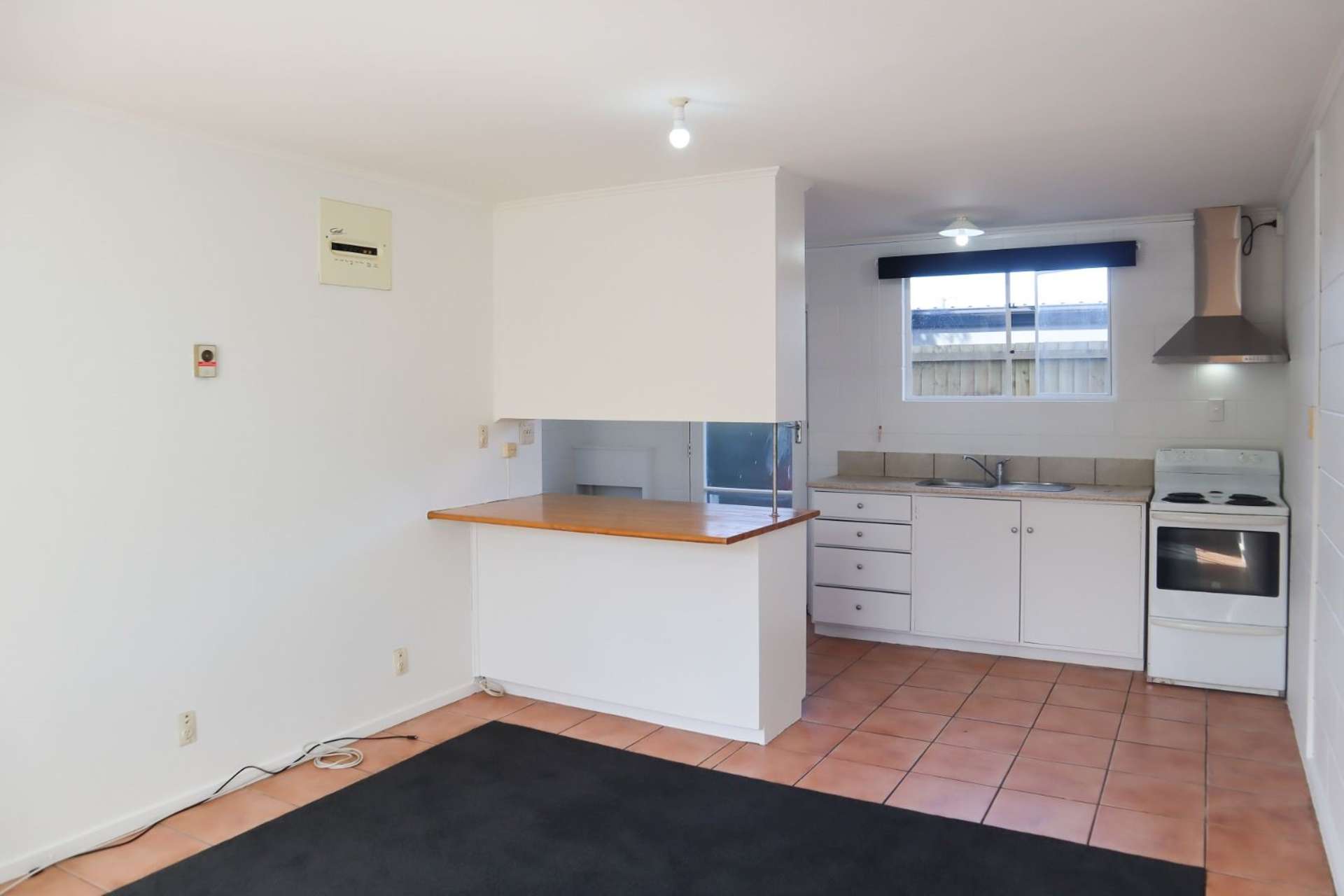 2/21 Olliviers Road Phillipstown_0