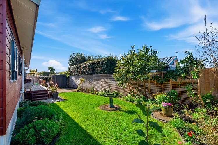 3/28 Lakeside Drive Orewa_16