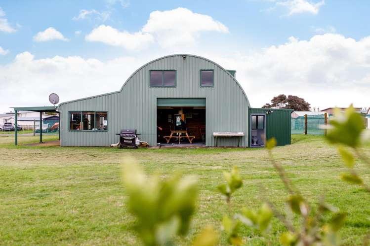 1 Rawinia Place Te Kaha_14