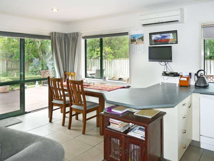 34 Lord Auckland Road Wakefield_2