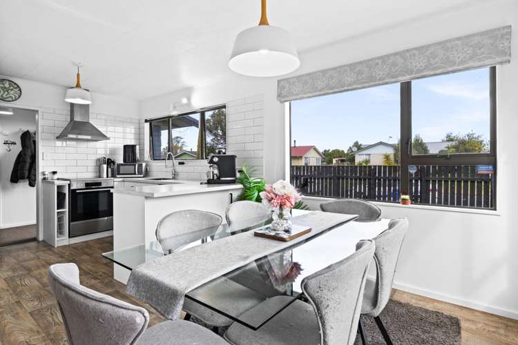 16 Lanark Crescent Tamatea_6