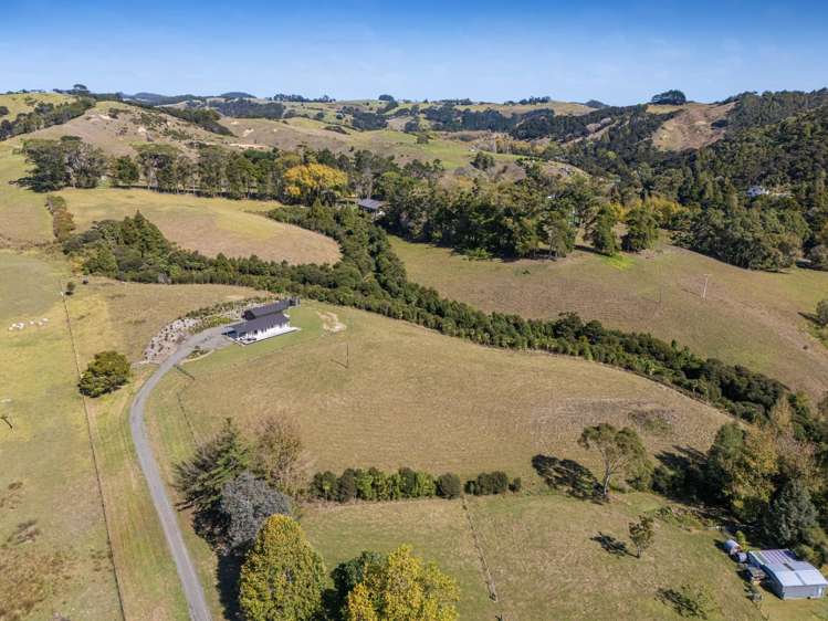 16 Rauhori Road Makarau_19