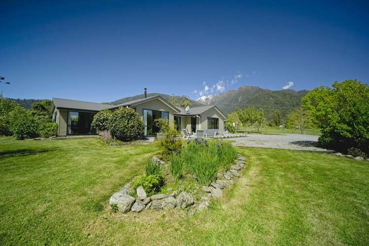6 Totara Lane Franz Josef Glacier_2