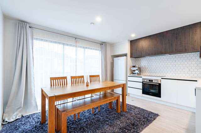 7/35 Hogans Road Glenfield_4