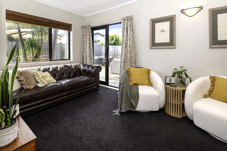 4 Sarah Place Farm Cove_11