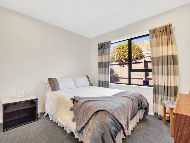 86 Roydon Drive Templeton_17