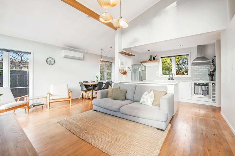 1/29 Bruce Road Glenfield_5