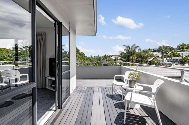 77B Waiatarua Road Remuera_19