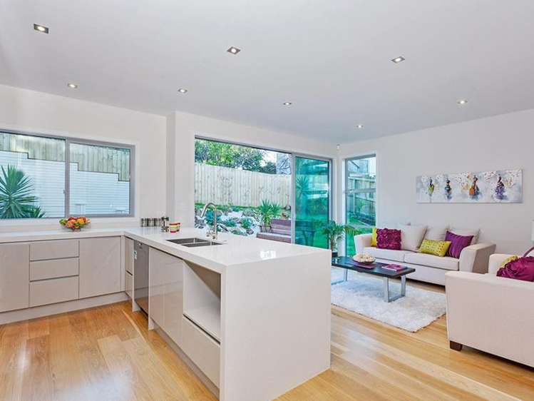 14a Colonel Barton Glade Saint Johns_5