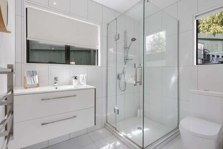 1/6 Cliff View Drive Green Bay_24