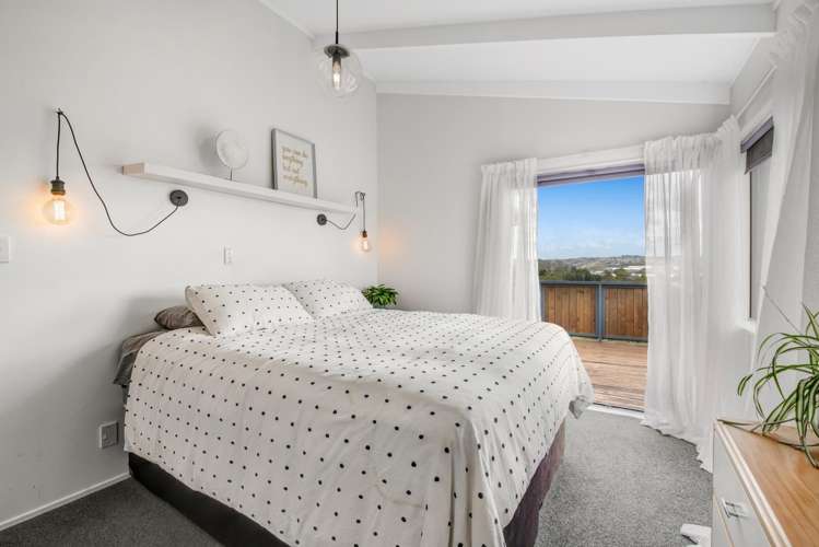 22 Moffat Road Red Beach_11