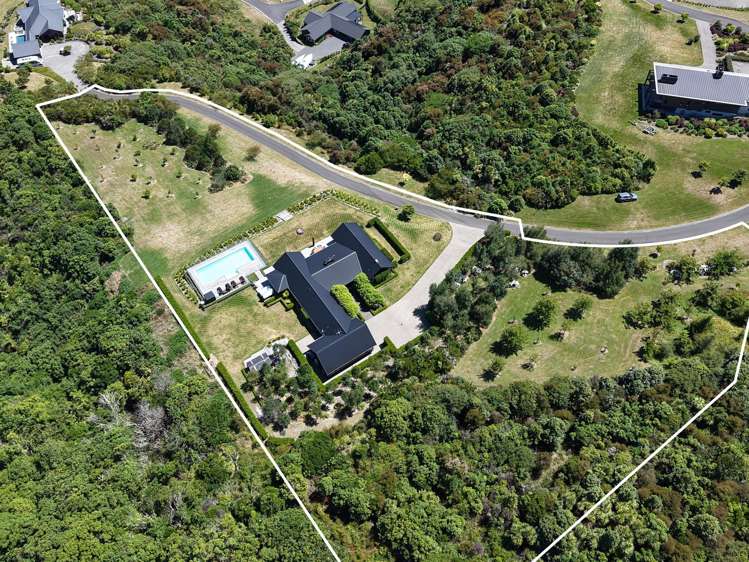 35 Locheagles Rise Kinloch_39