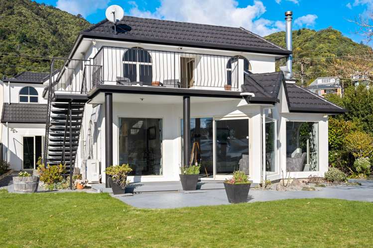 37 Waikawa Road Picton_33
