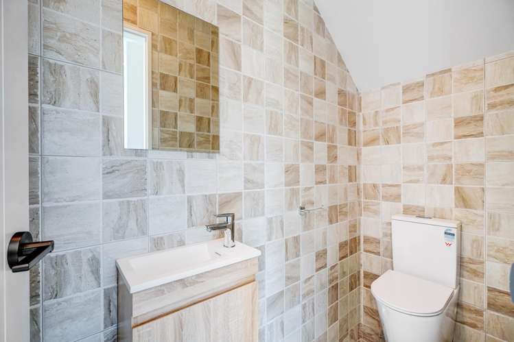 66 Wavecrest Lane Hobsonville_14