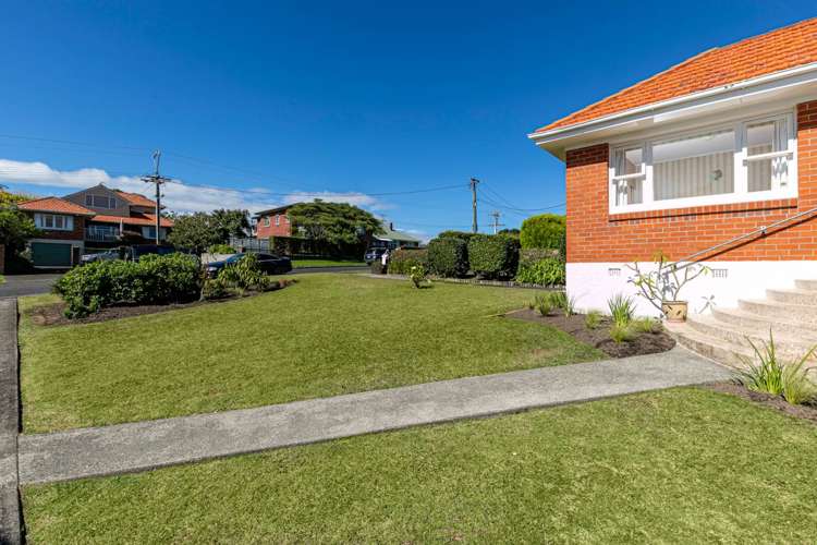 39 Norman Road Hauraki_13