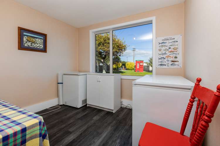 120 Coulson Road Paroa_16