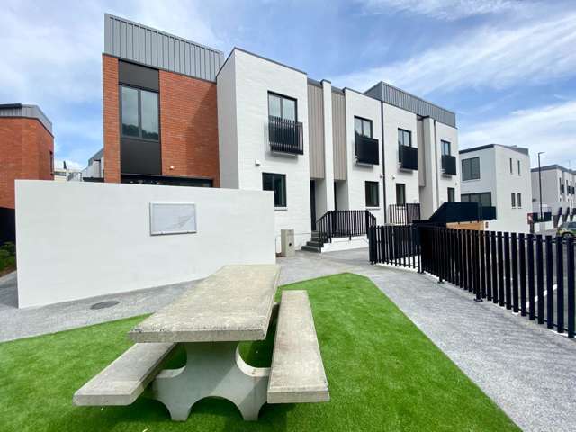 Elegance in Ellerslie!