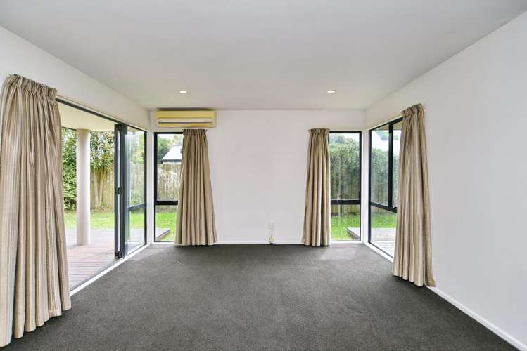 137 Kotuku Crescent Woolston_13