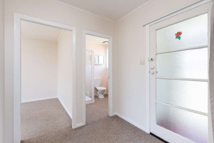 12 Burgess Street Green Island_13