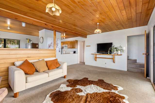 Seriously motivated vendor. MUST SELL!