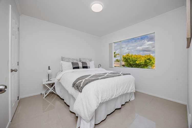 16 Cumbrian Place, Conifer Grove Takanini_17