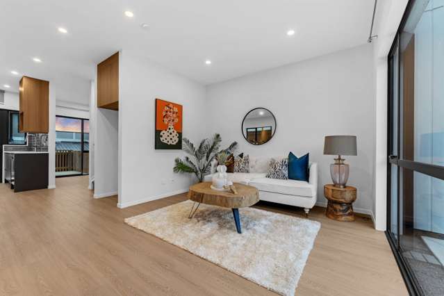 63 Highland Park Drive Botany Downs_4