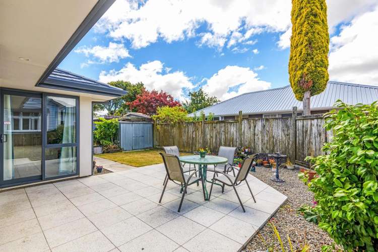 39 Shamrock Street Takaro_1