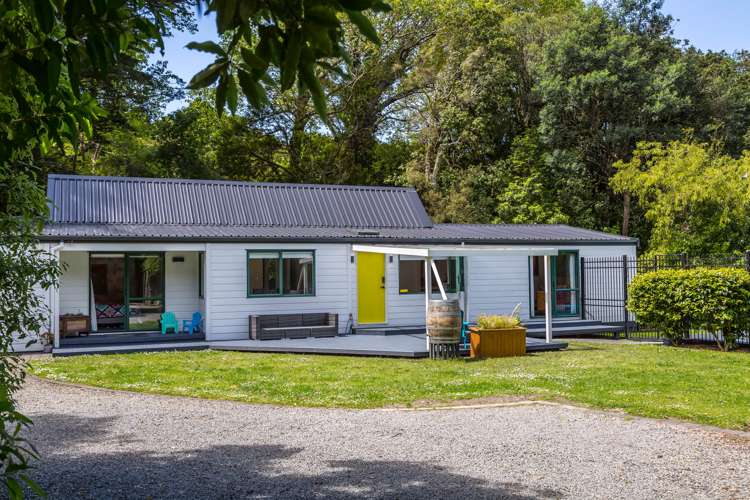 4a Kereru Grove Featherston_6