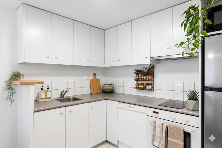 16B/3 Whitaker Place Grafton_5