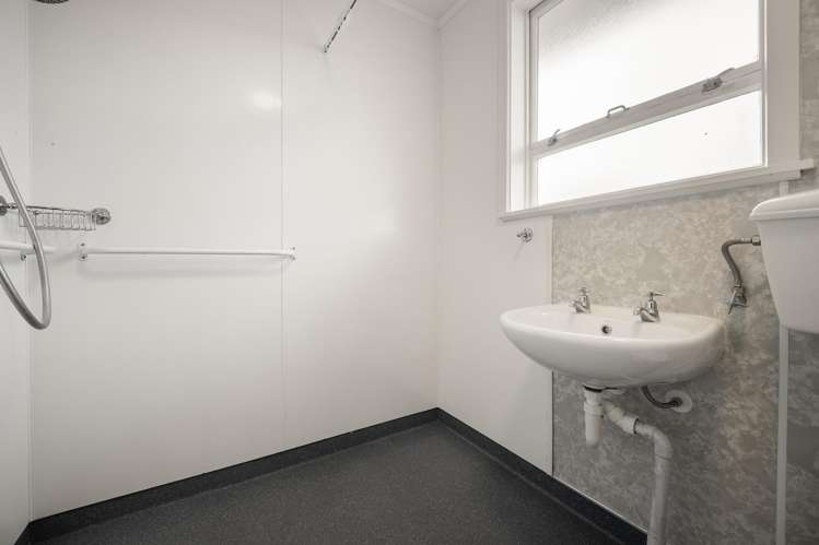 49 Charnwood Crescent Bishopdale_12