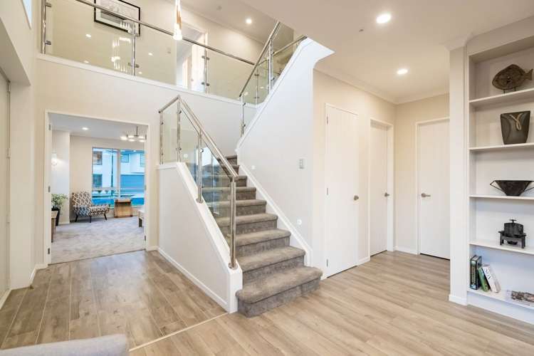 29 Horsefields Drive Flat Bush_2