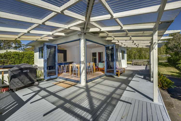 33 and 35 Airini Road Waimarama_17