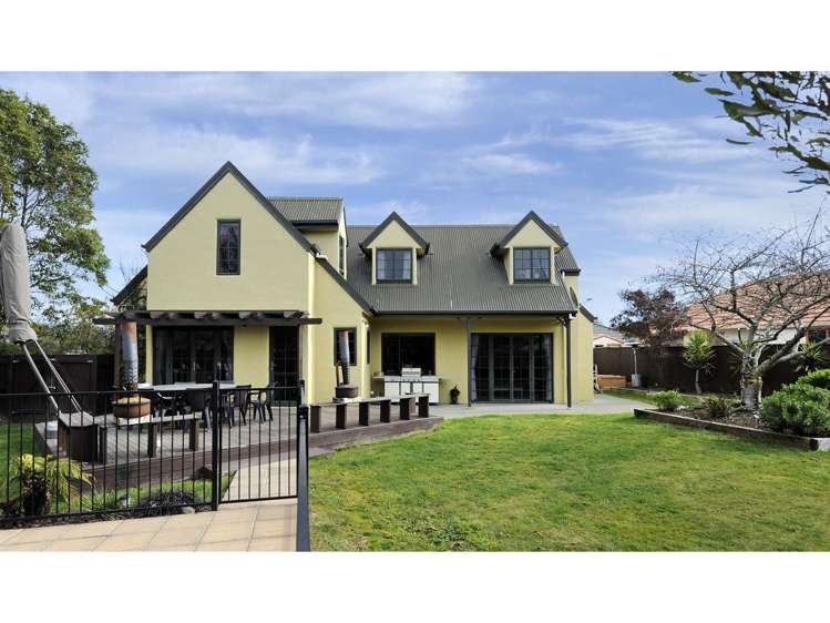 22 Malthouse Crescent Brightwater_0