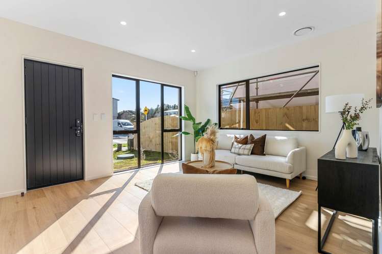 17 Star Cross Road Karaka_12