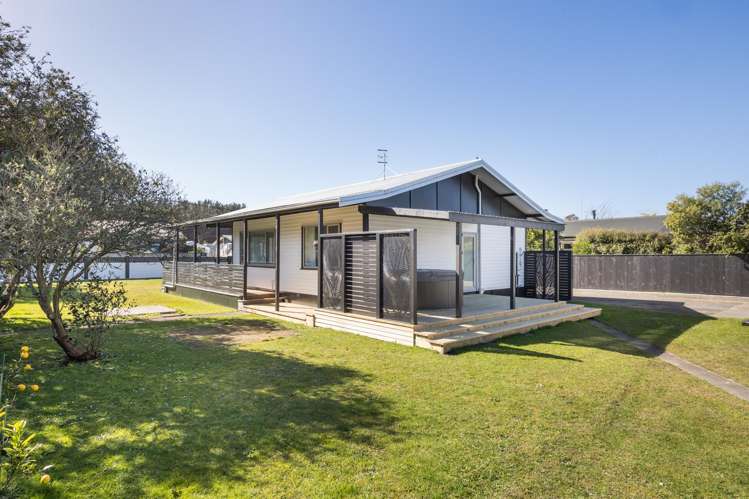 8 Cousins Avenue West Foxton Beach_29