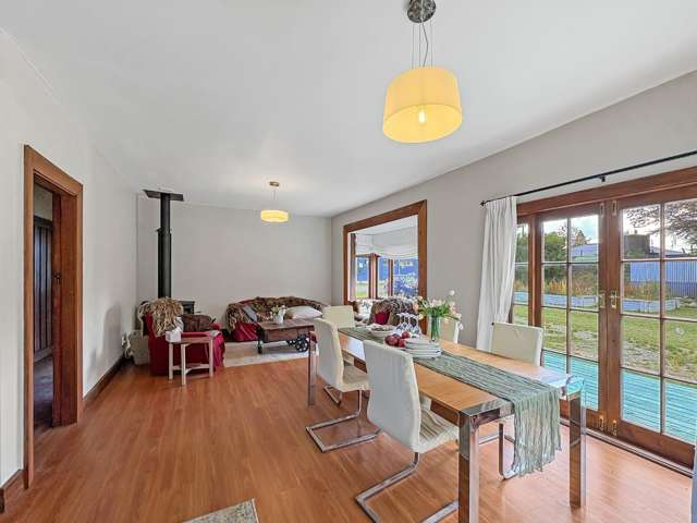 5669A West Coast Road 1532_2