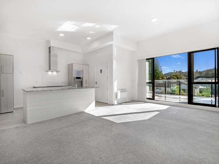 17/11 Carlos Drive Flat Bush_10