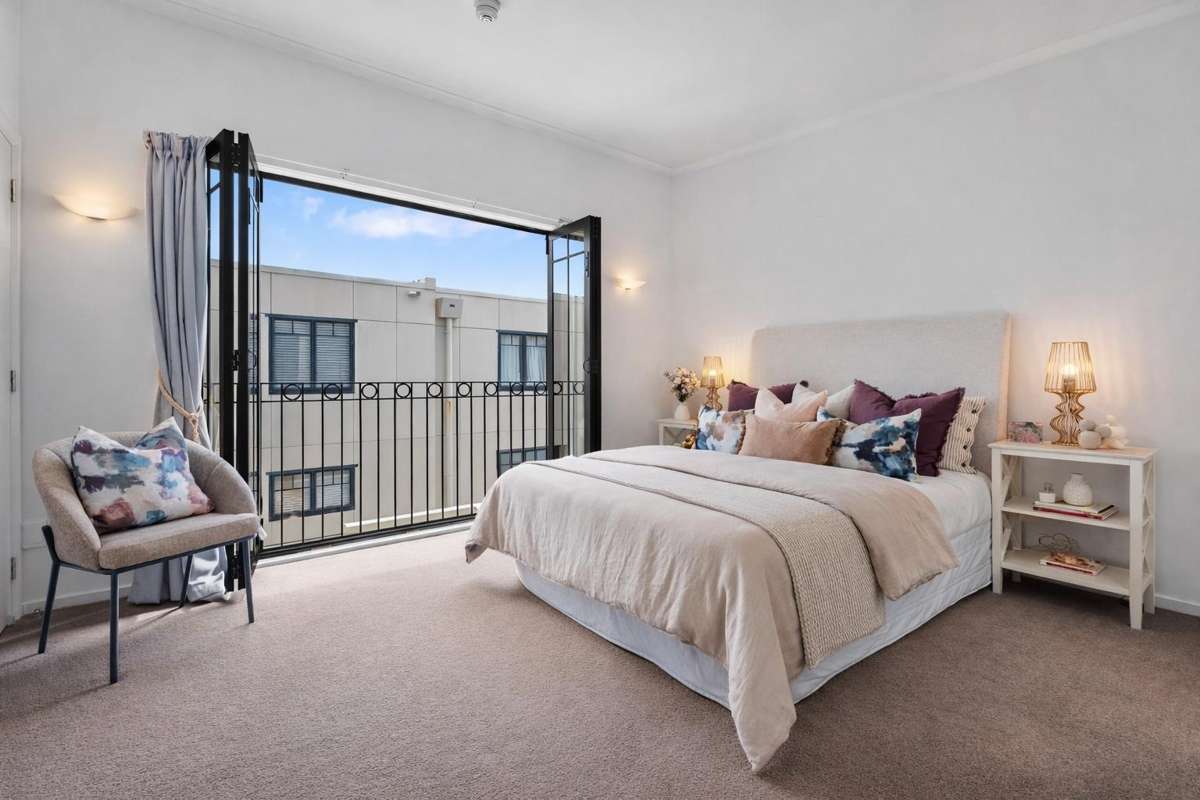 2B/8 Farnham Street_2