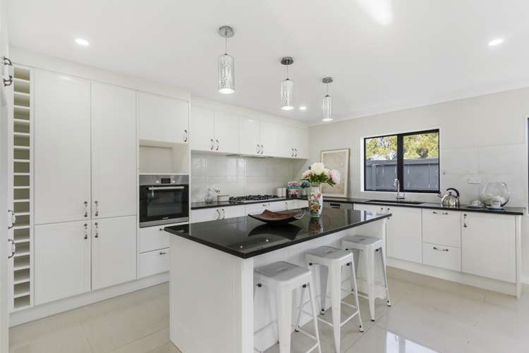 12a Riverina Avenue Pakuranga_5