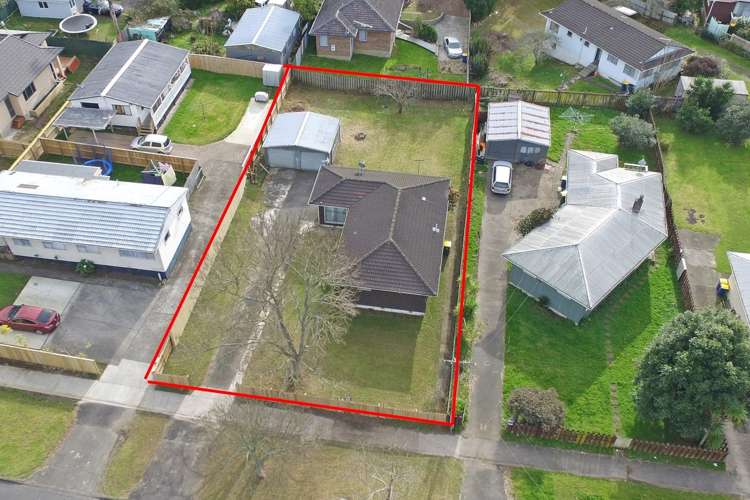 139 Henderson Valley Road Henderson_10